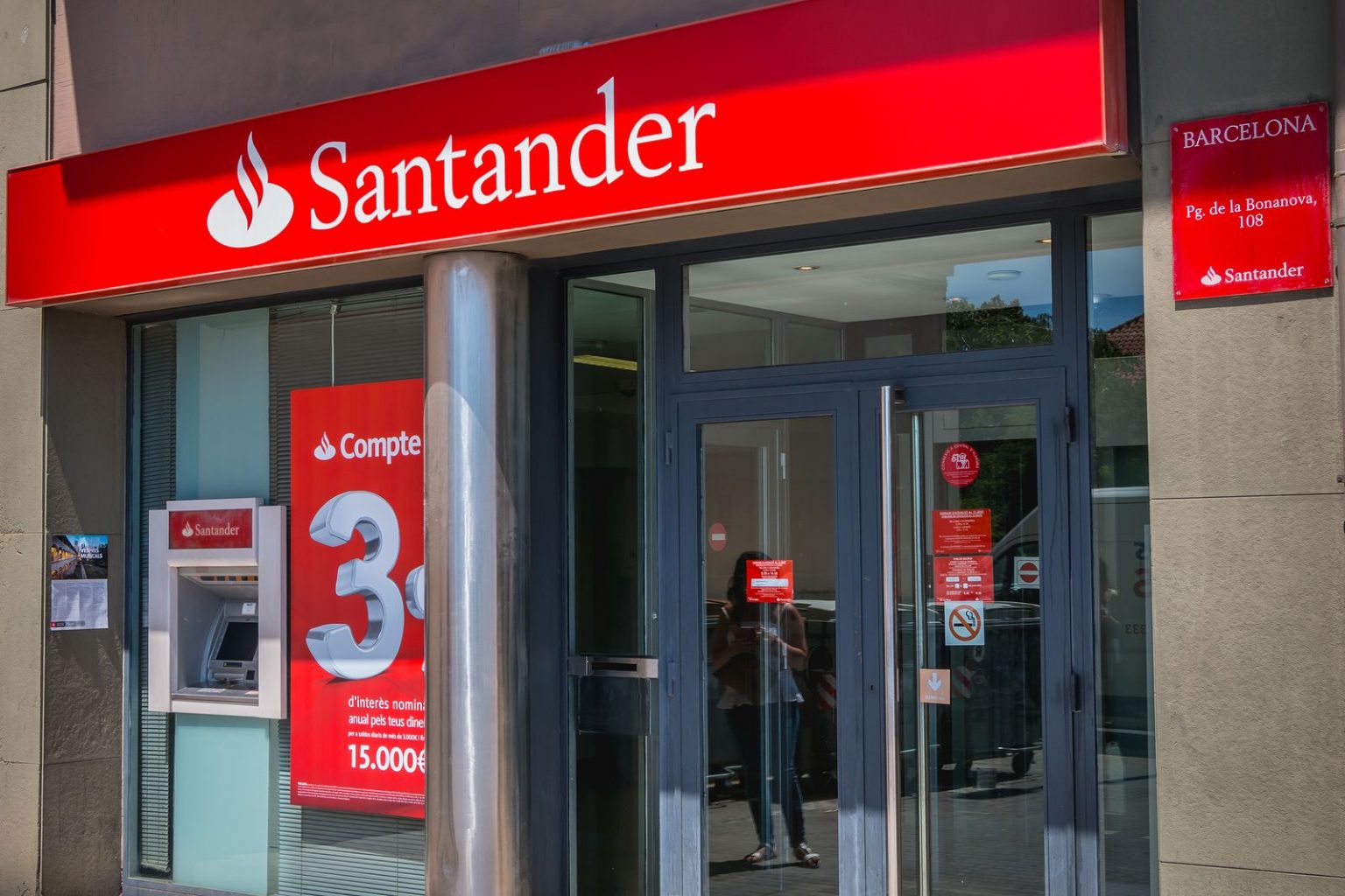 REQUISITOS PARA ABRIR UNA CUENTA EN SANTANDER